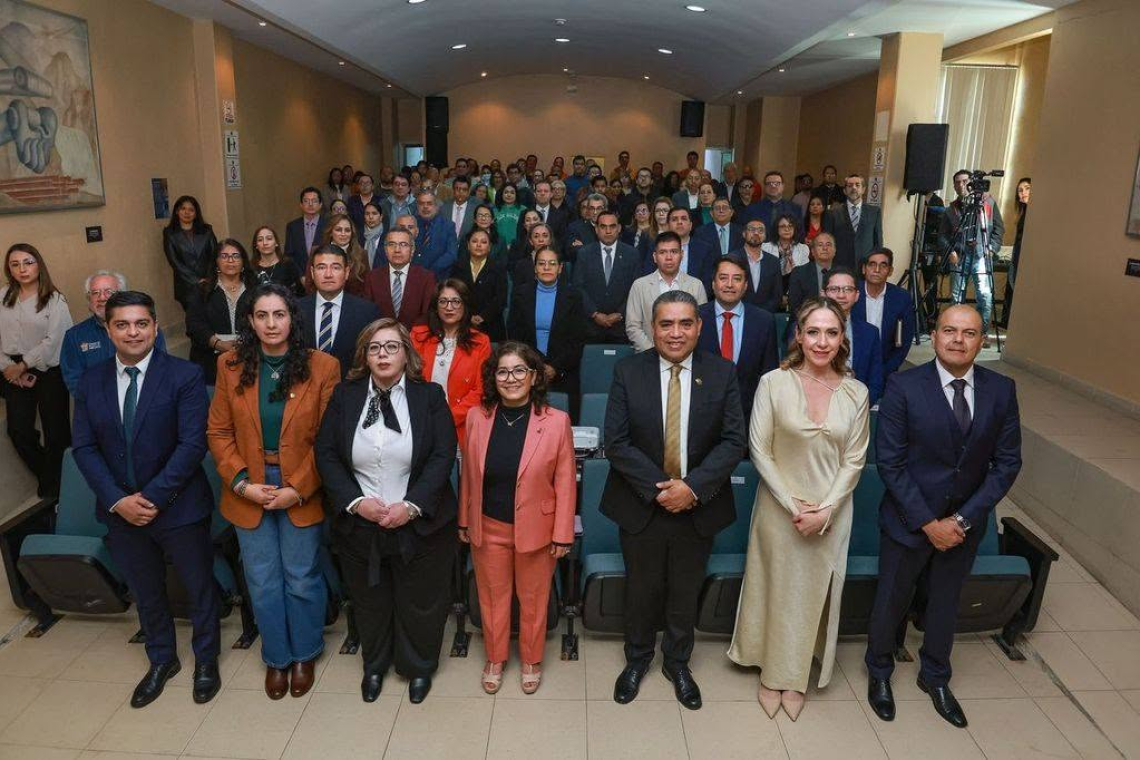 Para la Transformación Universitaria la ciencia sólo cobra sentido cuando es compartida: Paty Zarza