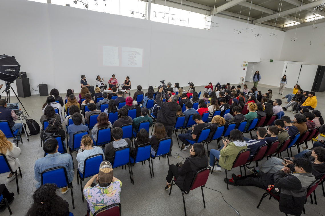 Abre la UAEMéx espacio de diálogo en torno al arte creado por mujeres
