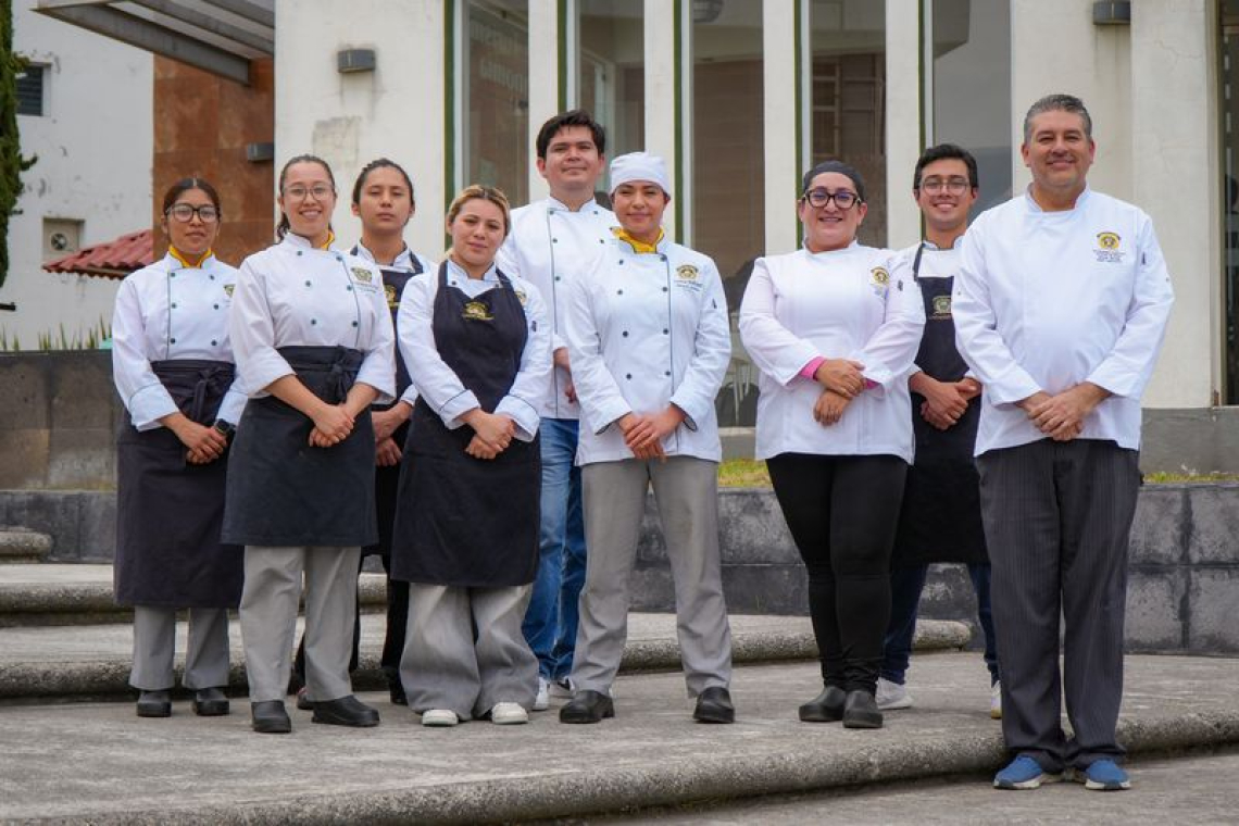  Estudiantes de Gastronomía de la UAEMéx llevarán la riqueza gastronómica mexiquense a concurso panamericano
